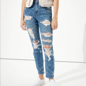 American Eagle Mom jeans